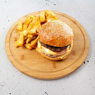 Mega Burger görseli