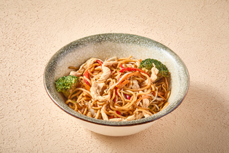 Tavuklu Noodle görseli