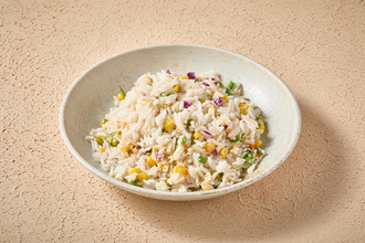 Yumurtalı Sebzeli Pirinç Pilavı görseli