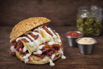 Ranch Soslu İzmir Kumru Sandviç görseli