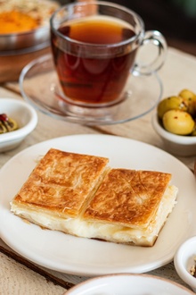 Beyaz Peynirli Börek (750 Gr.) görseli