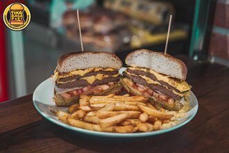 Duble Port Cheese burger görseli