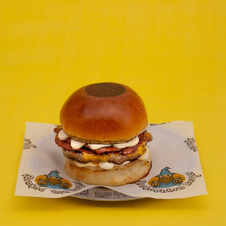 Magic Bacon Burger görseli