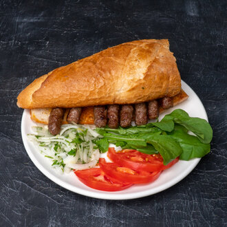 3/4 Ekmek Arası Köfte görseli