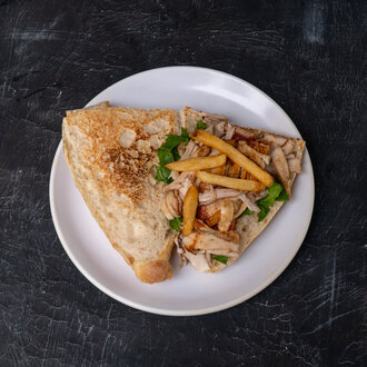 Yarım Ekmek Arası Tavuk Döner görseli