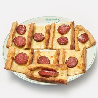 Sucuklu Kaşarlı Pide görseli
