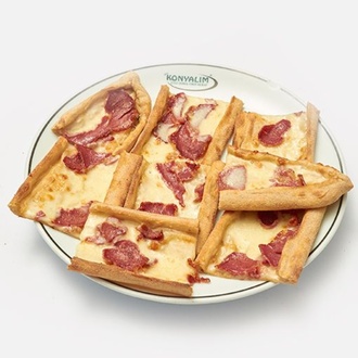 Pastırmalı Kaşarlı Pide görseli