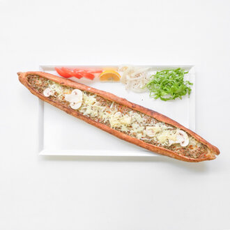 Kıymalı & Mantarlı & Kaşarlı Pide görseli