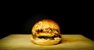 Mozzarella Burger görseli