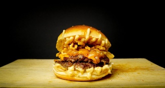Double Burger görseli