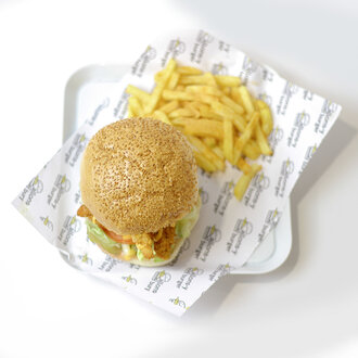 Cheddarlı Crispy Chicken Burger görseli