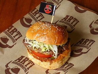 Classic Burger görseli