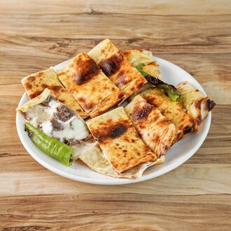 Et Dönerli Pide (Kapalı) görseli