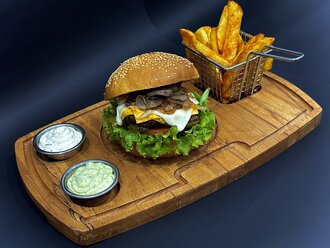 Chef's Mushroom Burger görseli