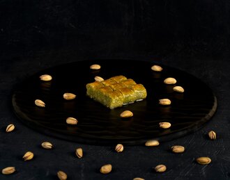 Fıstıklı Özel Baklava (500 gr.) görseli