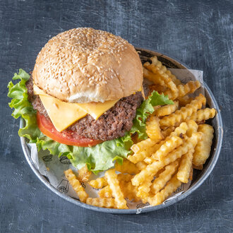 Cheese Hall Burger görseli