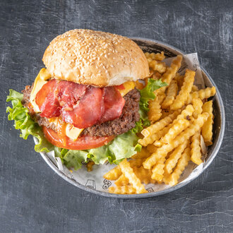 Pastırma Hall Burger görseli