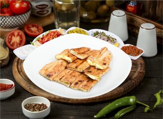 Kaşarlı Kır Pidesi görseli
