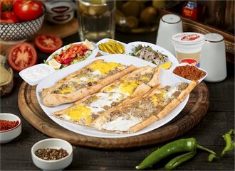 Kıymalı Yumurtalı Pide Menü görseli