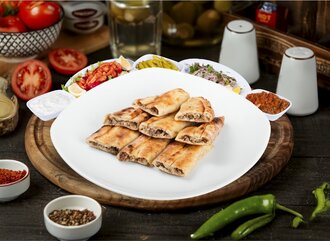 Kıymalı Kır Pidesi görseli
