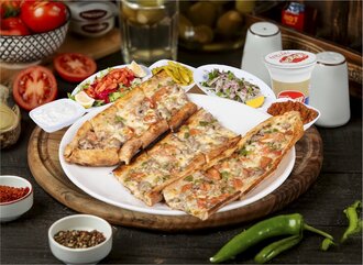 Kuşbaşılı Kaşarlı Pide Menü görseli