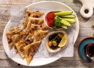 Kıymalı Kaşarlı Gözleme görseli