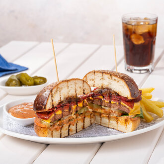 Alaturka Burger görseli