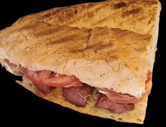 Yarım Ekmek Arası Sucuk görseli