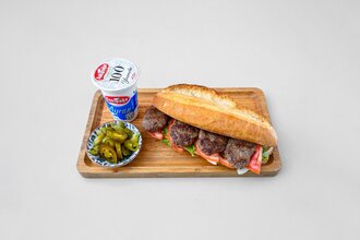 Ekmek Arası Izgara Köfte Menü görseli