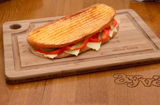 Sucuklu Yumurtalı Tost görseli