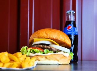 Cheese Burger Menü görseli