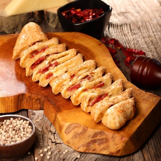 Sucuklu Pide (Kapalı) görseli