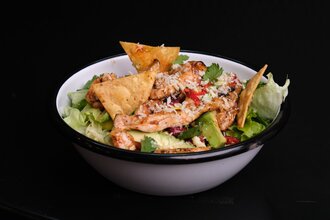 Salata+Tavuk görseli