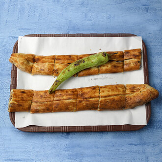 Patlıcanlı Kıymalı Pide (Kapalı) görseli