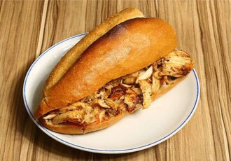 Bol Etli Yarım Ekmek Arası Tavuk Döner(110 Gr) görseli