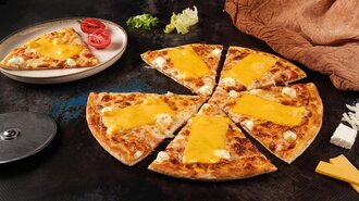 4 Peynirli Pizza (Büyük) görseli