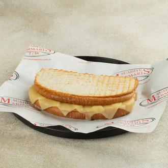 Ayvalık Ekmeğine Çift Kaşarlı Tost görseli