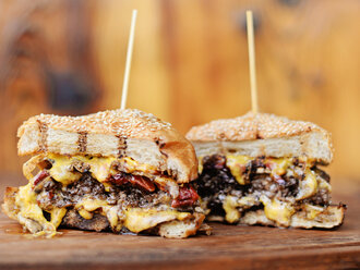 Mushbull Burger görseli