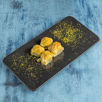 Fıstıklı Midye Baklava (500 g) görseli