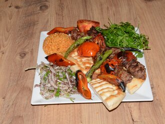 Domatesli Kebap görseli