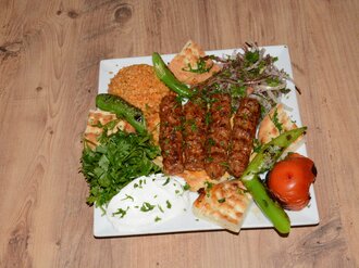 Mardin Kebabı (4 Şiş Et) görseli