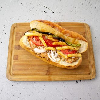 Tam Ekmek Arası Izgara Tavuk görseli