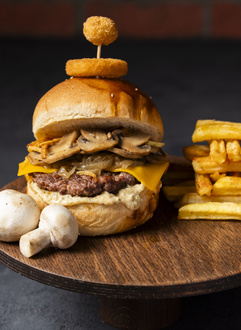 Mushroom Tavuk Burger görseli