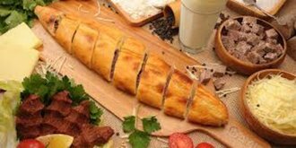 Kavurmalı Kaşarlı Pide (Kapalı) görseli