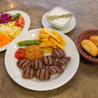 Dedeağaç Köfte Menü görseli