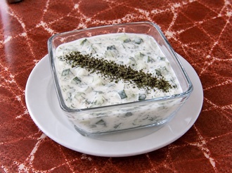 Cacık görseli