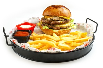 Double Mantarlı Burger görseli