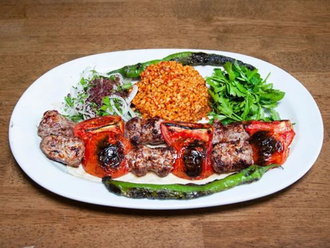 Domatesli Kebap görseli