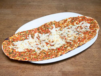 Kaşarlı Lahmacun görseli