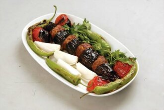 Patlıcanlı Kebap görseli